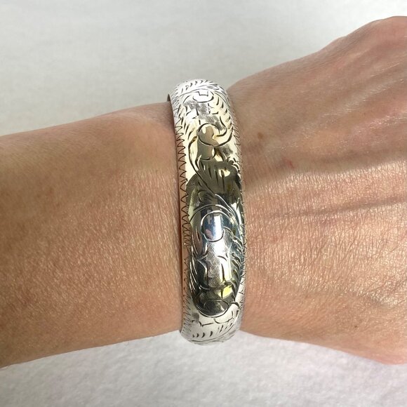 VTG Sterling Silver 925 14MM Wide Hollow Etched Scroll Round Bangle Bracelet 7" - Picture 11 of 16